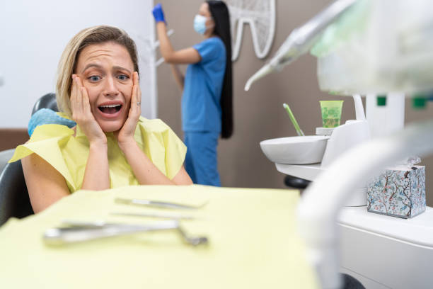 Best Emergency Dental Care for Broken or Chipped Teeth in Floydada, TX